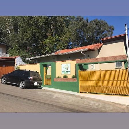 Hostel Office- Hospedagem Climatizada Quartos E Apartamentos Privativos Эстрема Экстерьер фото