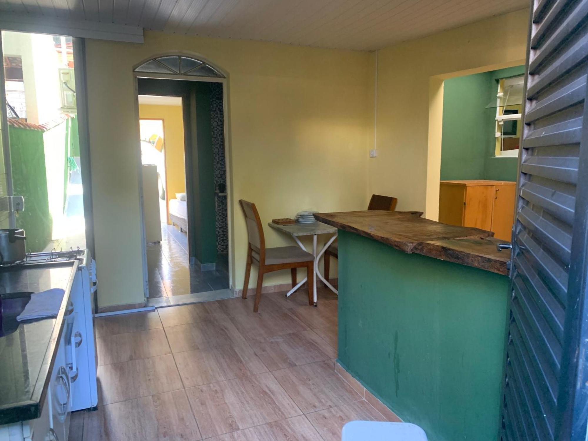 Hostel Office- Hospedagem Climatizada Quartos E Apartamentos Privativos Эстрема Экстерьер фото