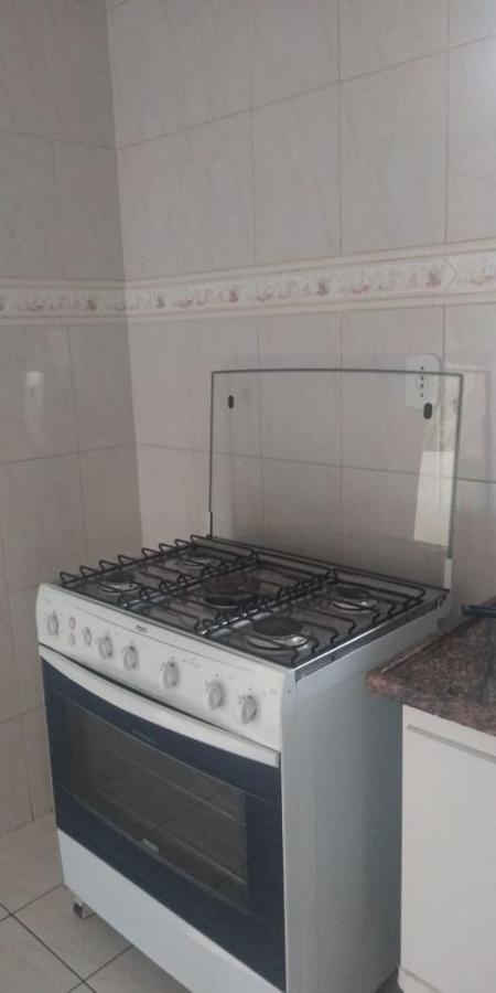 Hostel Office- Hospedagem Climatizada Quartos E Apartamentos Privativos Эстрема Экстерьер фото